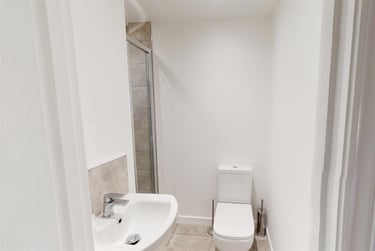 6 bed house, Burnside, Spital Tongues, Newcastle, NE24LN - Image 11